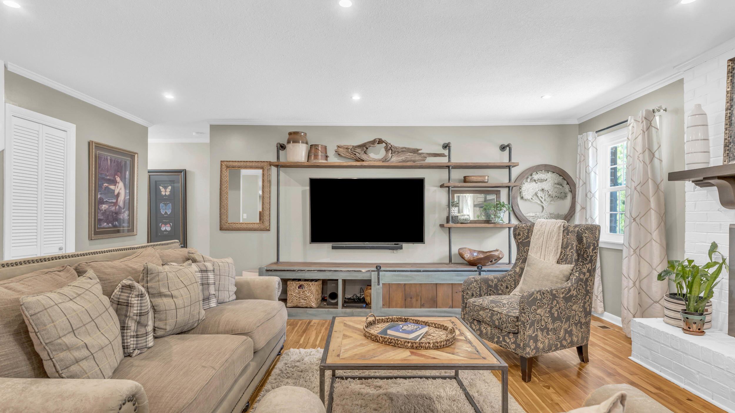 528 Harris Creek Road SW