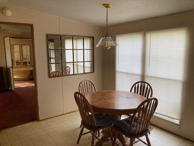 266 London Drive Se Drive SE, Cleveland