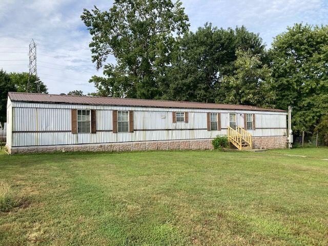 266 London Drive Se Drive SE, Cleveland