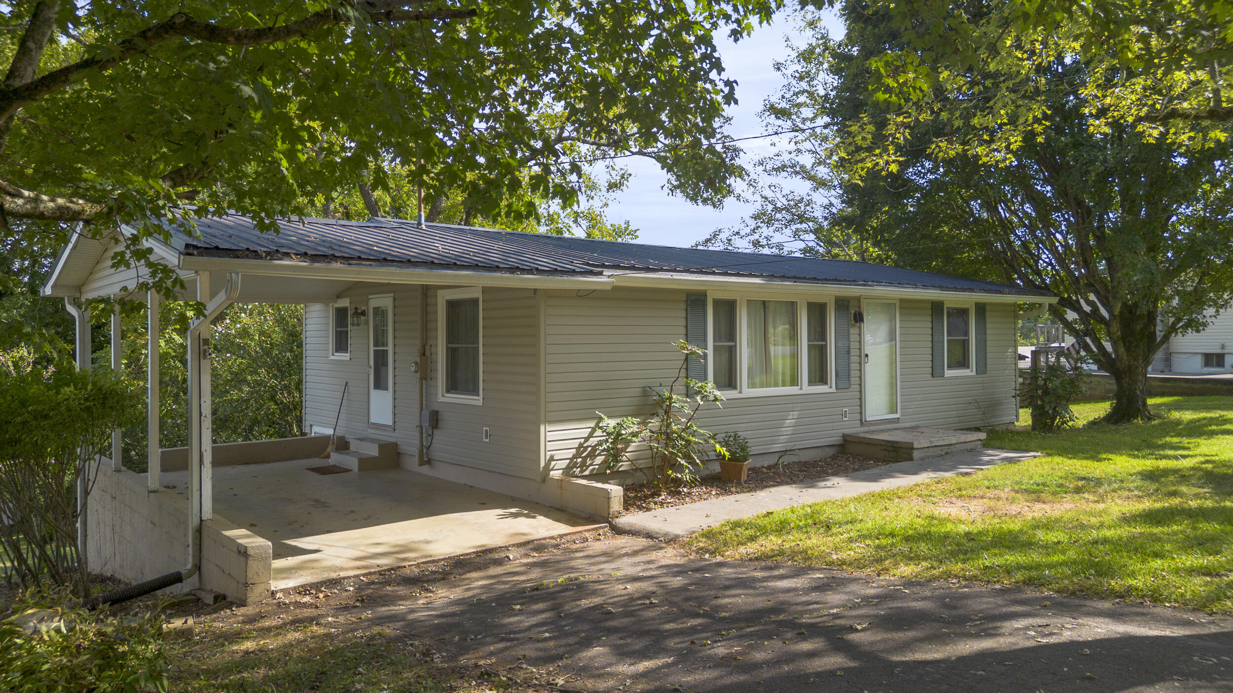 111 Fairhill Avenue