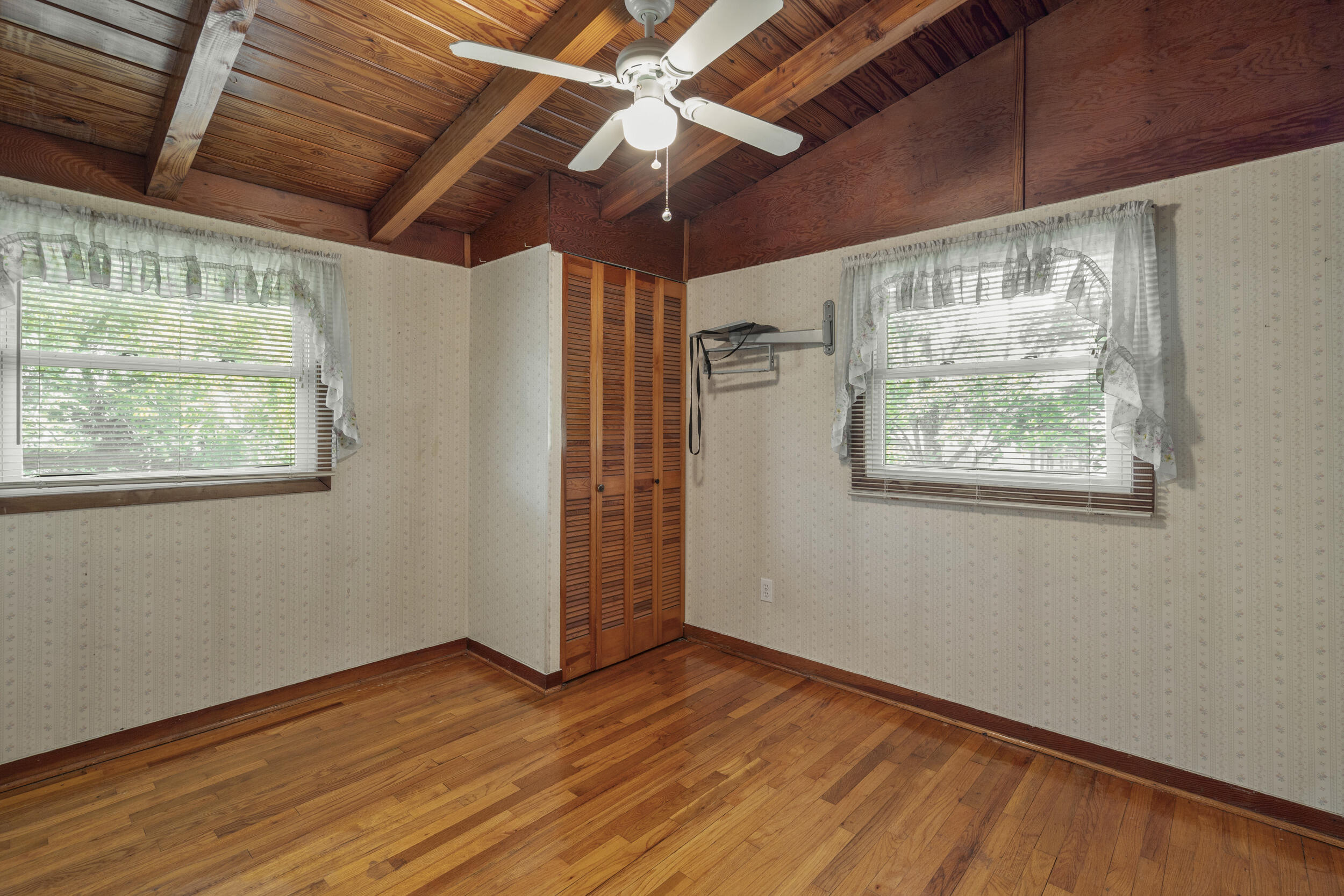 111 Fairhill Avenue