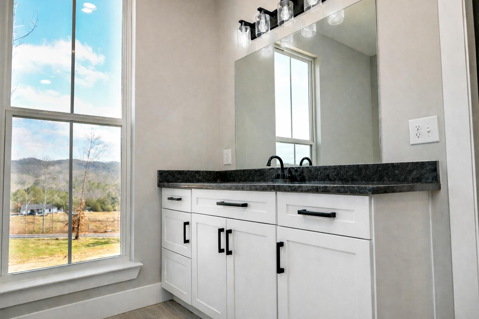 531 Horns Creek Road