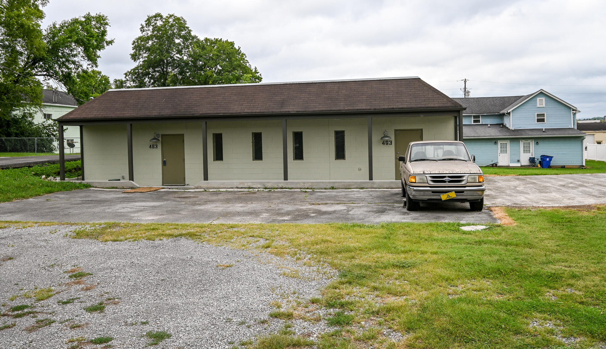 463 Central Avenue NW