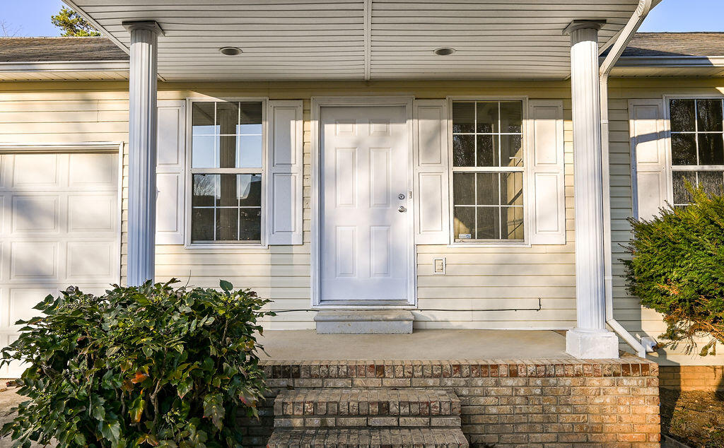 298 Christian Drive NW
