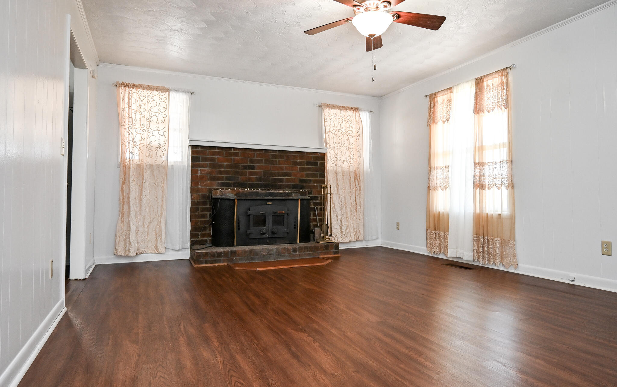 5714 Waterlevel Highway