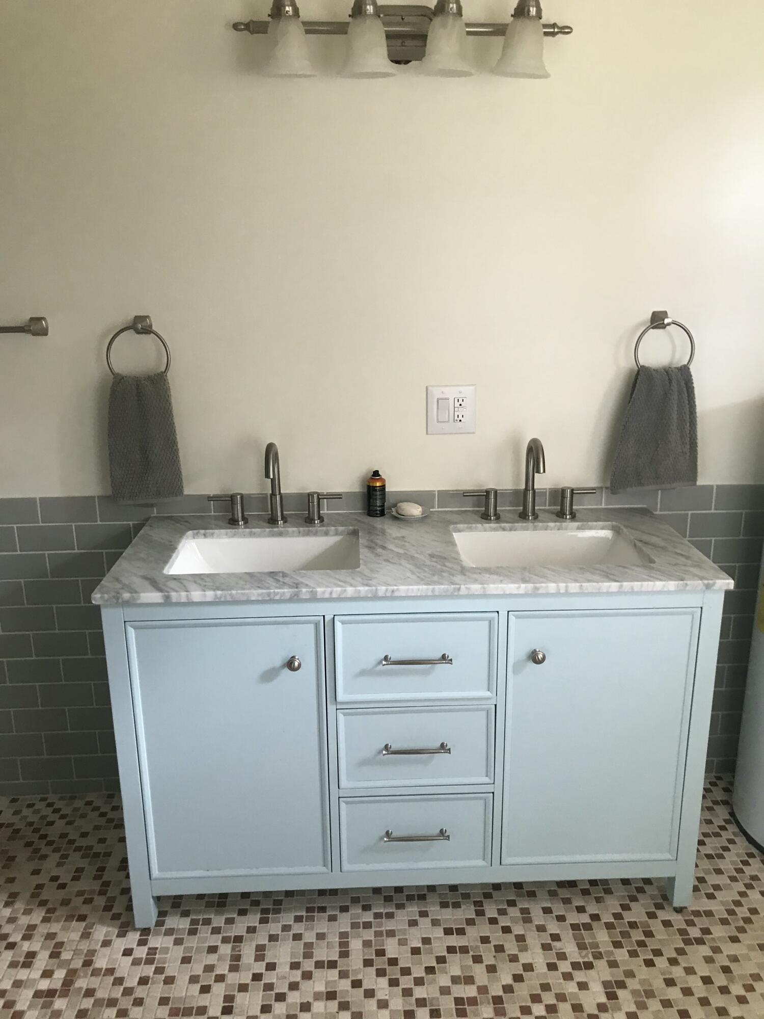 5714 Waterlevel Highway