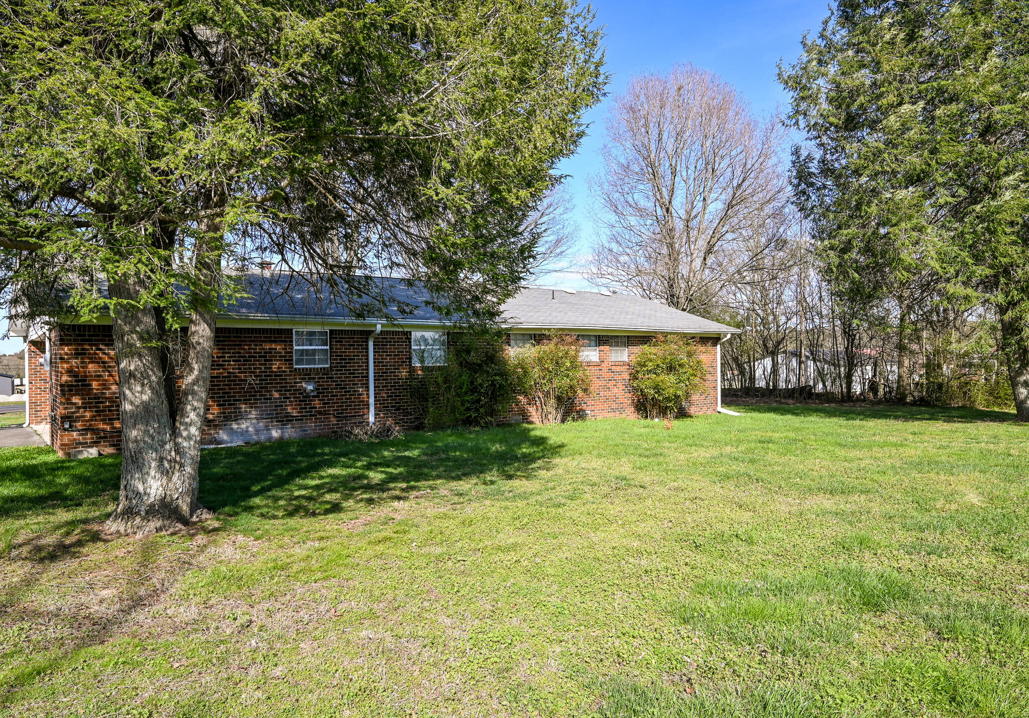 5714 Waterlevel Highway