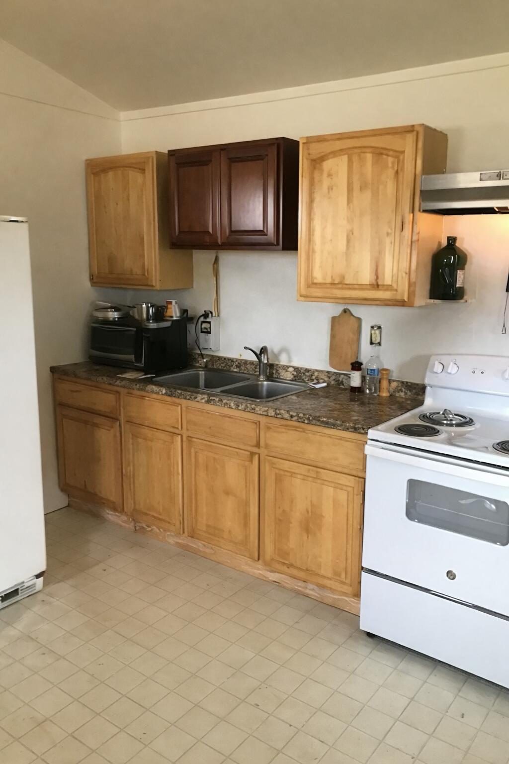 5714 Waterlevel Highway