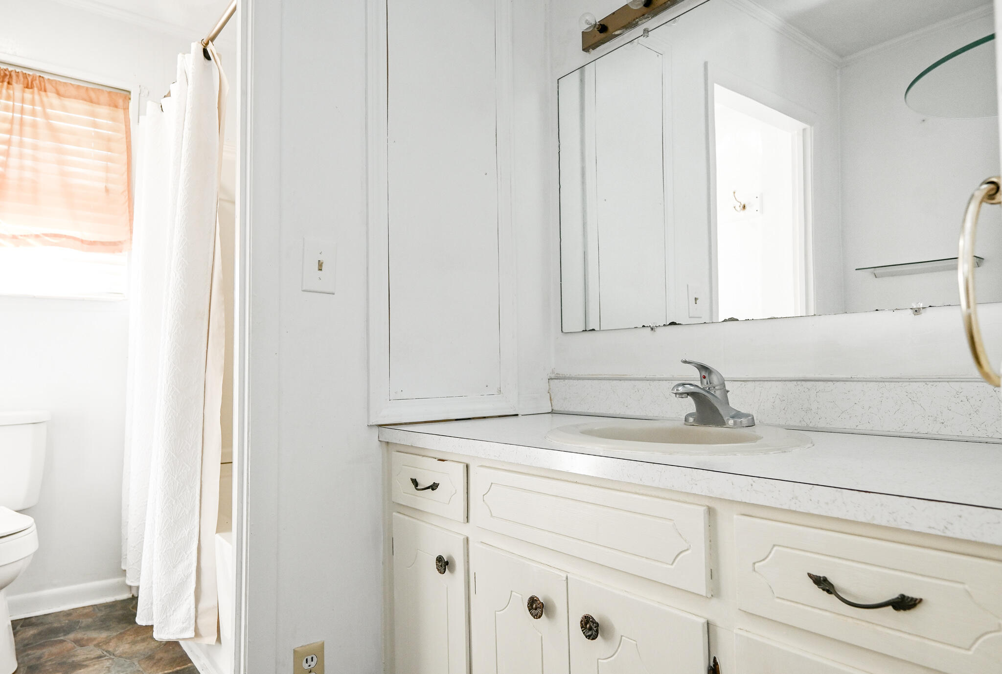 5714 Waterlevel Highway