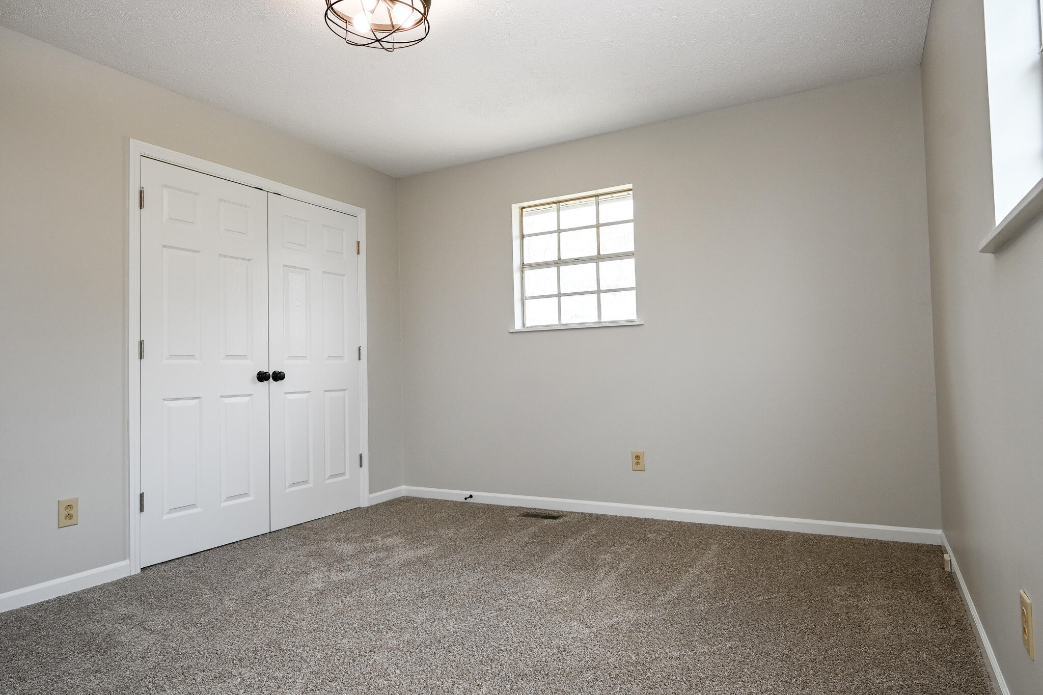 2089 Charlotte Drive NE