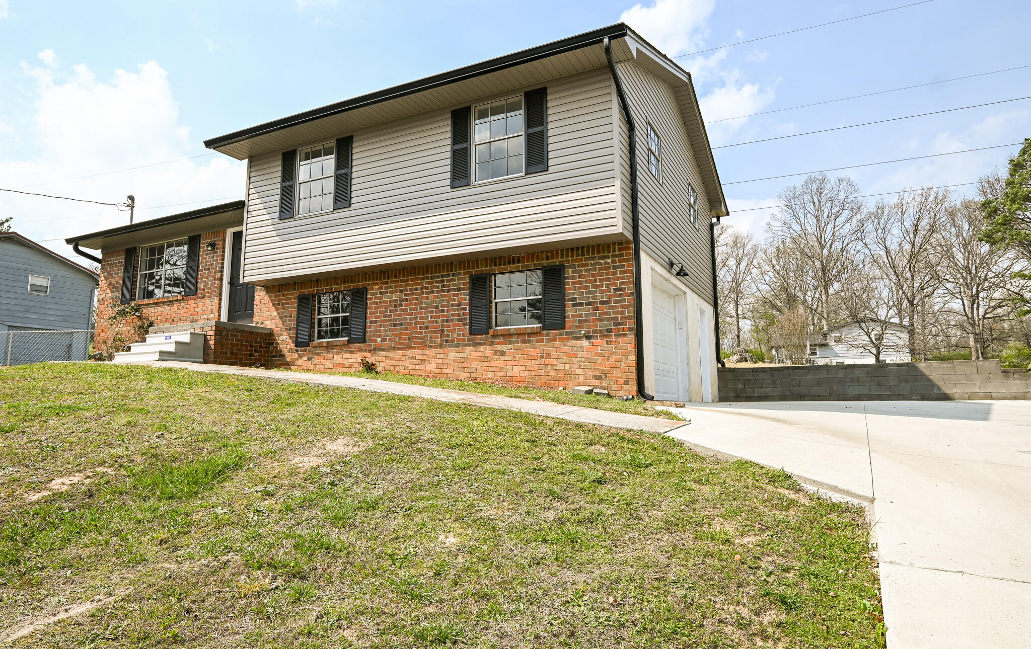 2089 Charlotte Drive NE