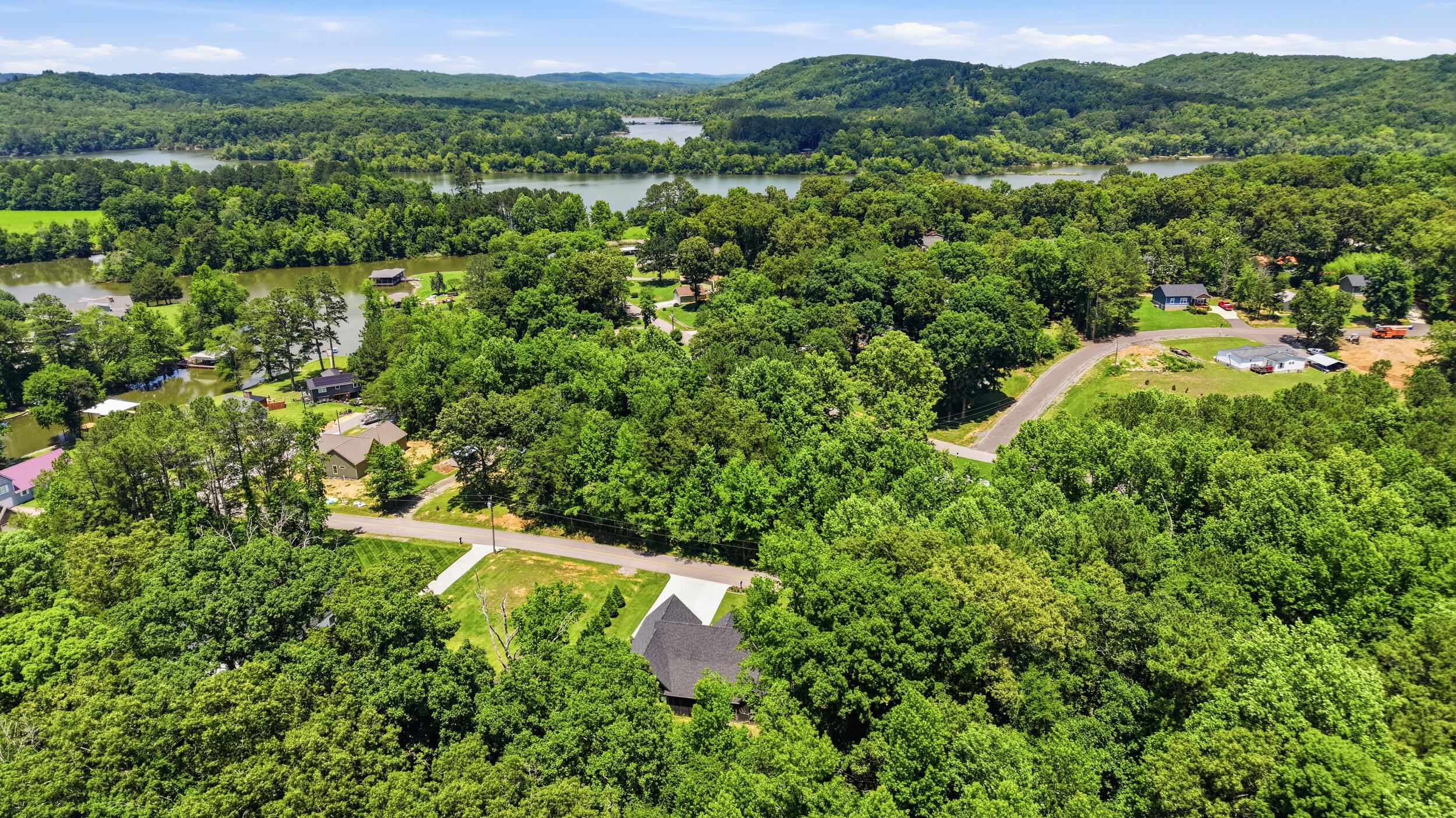129 Ken Drive NW