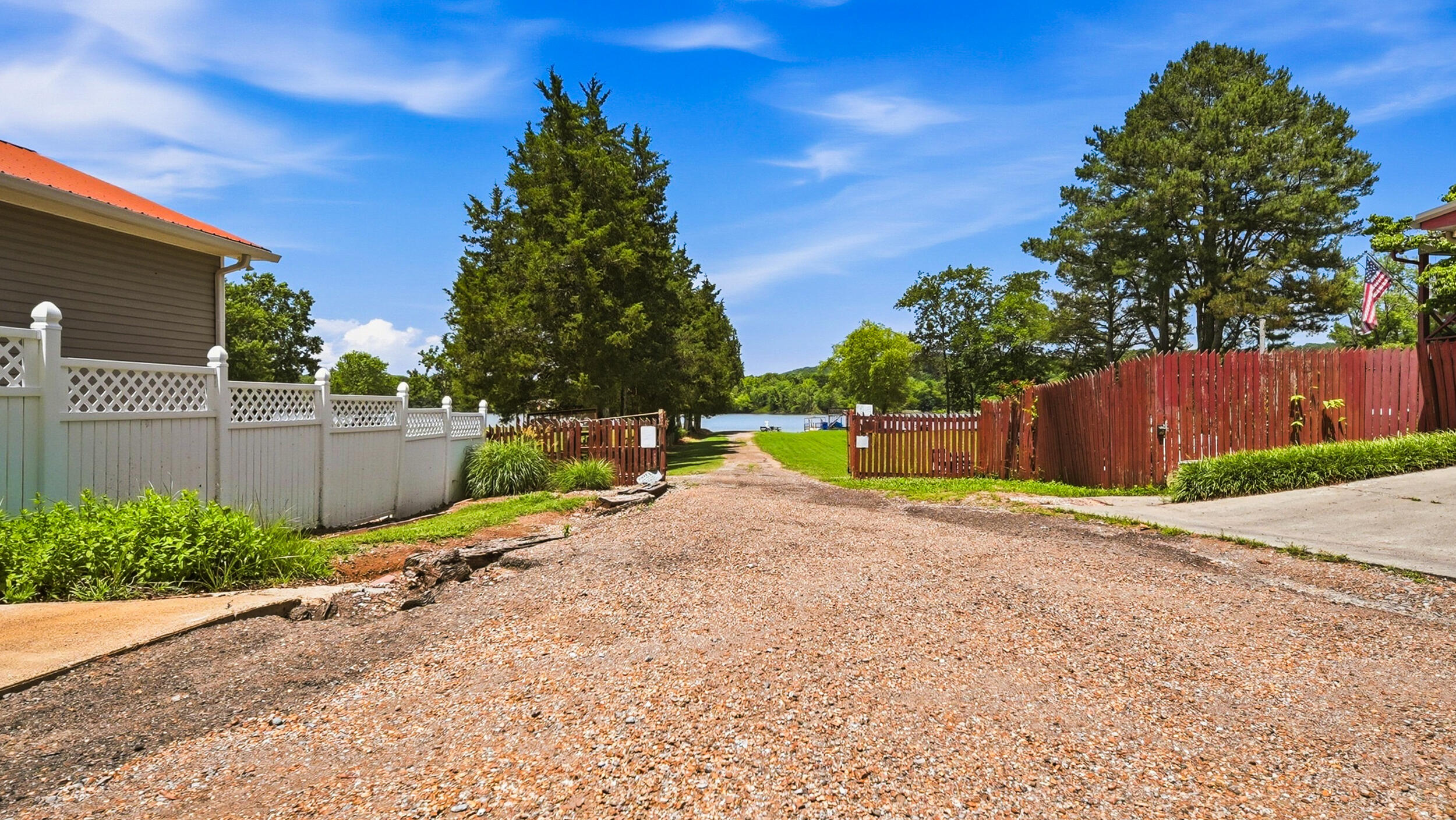 129 Ken Drive NW