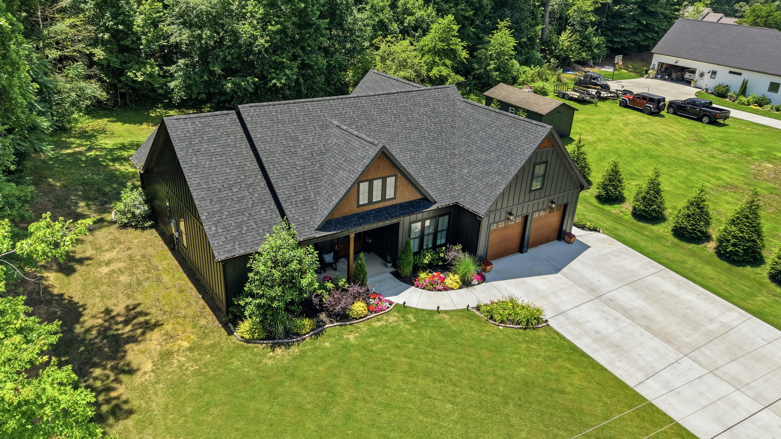 129 Ken Drive NW