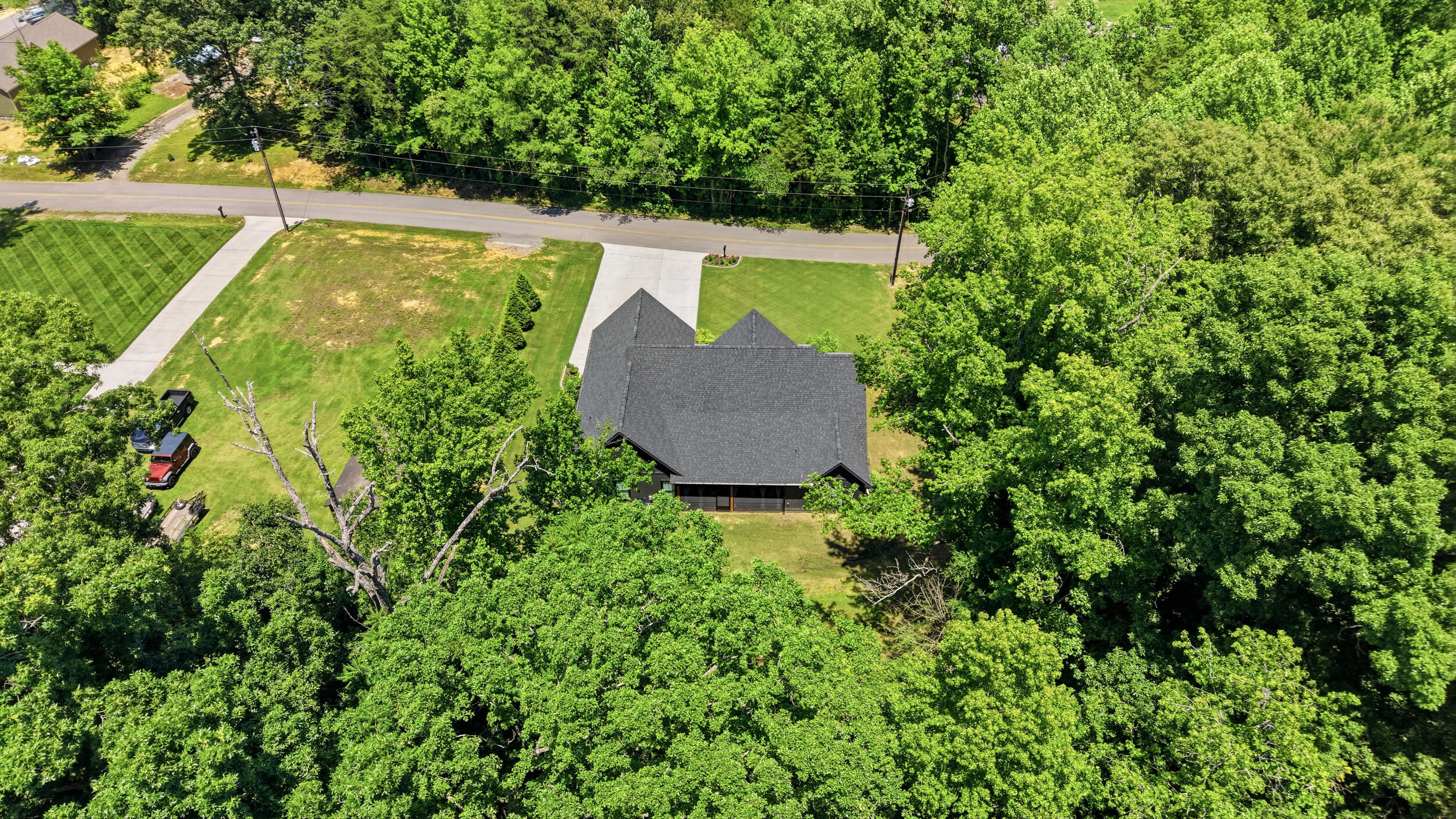 129 Ken Drive NW