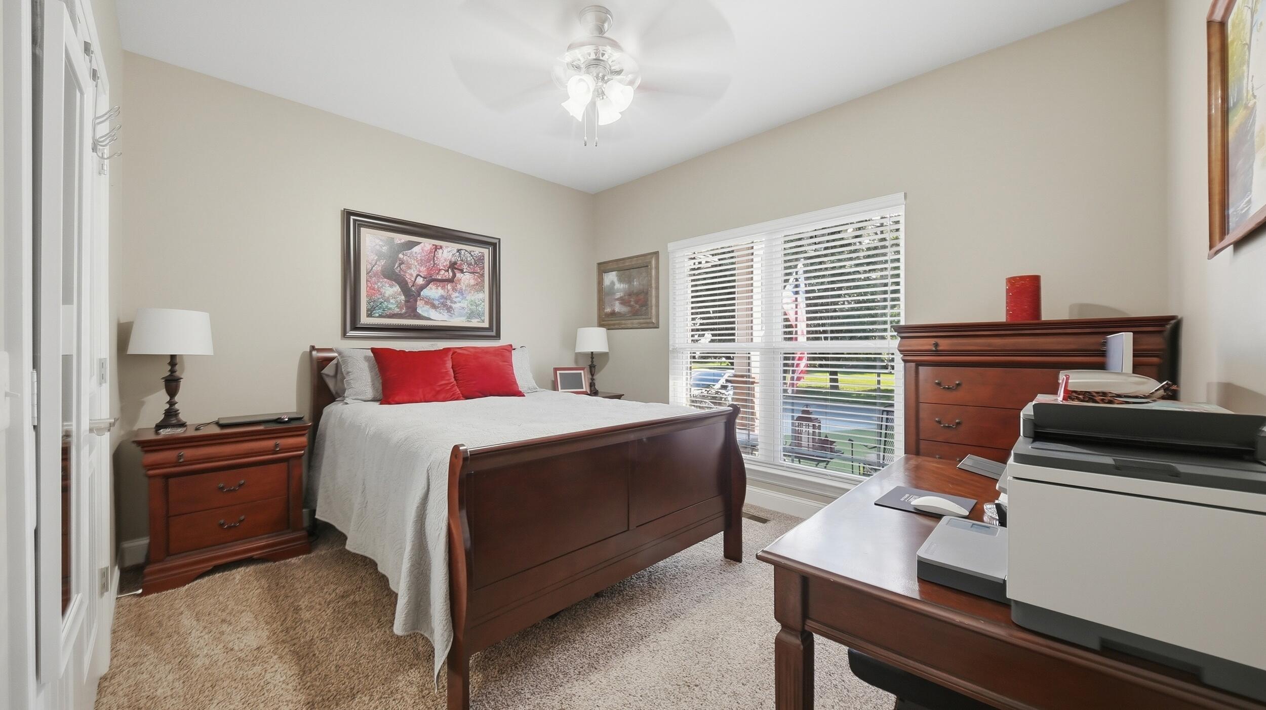 123 Cottonwood Drive NW