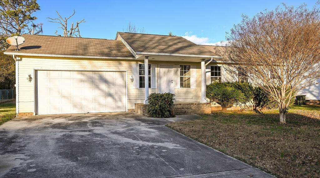 298 Christian Drive, NW