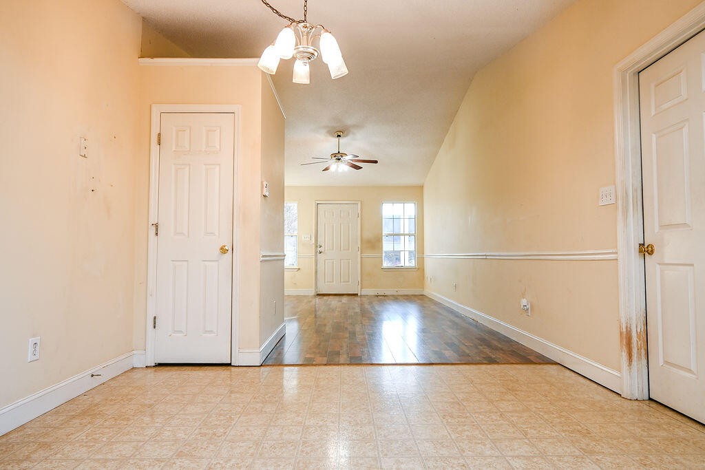 298 Christian Drive, NW