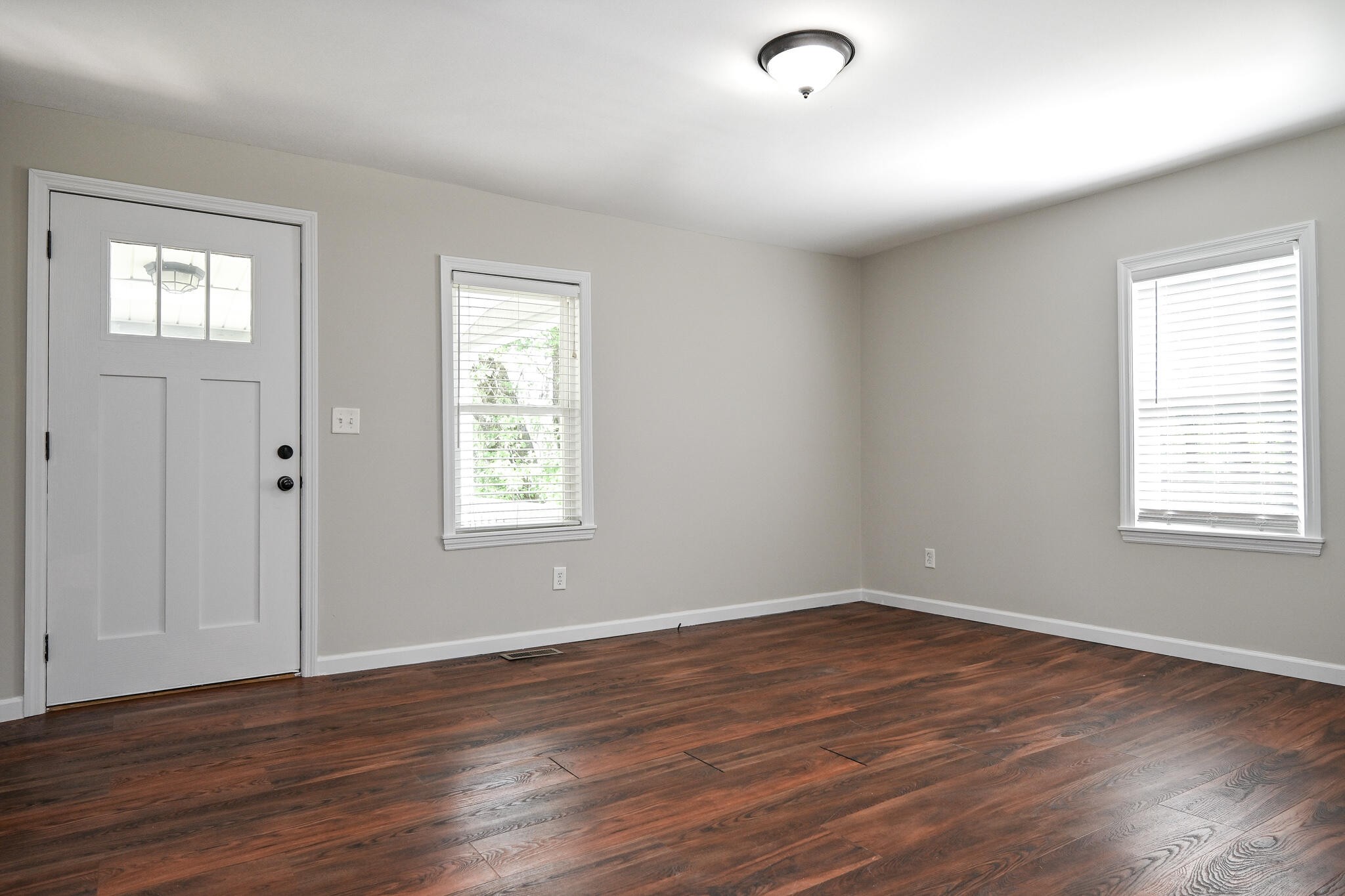 233 Pine Lane, NW