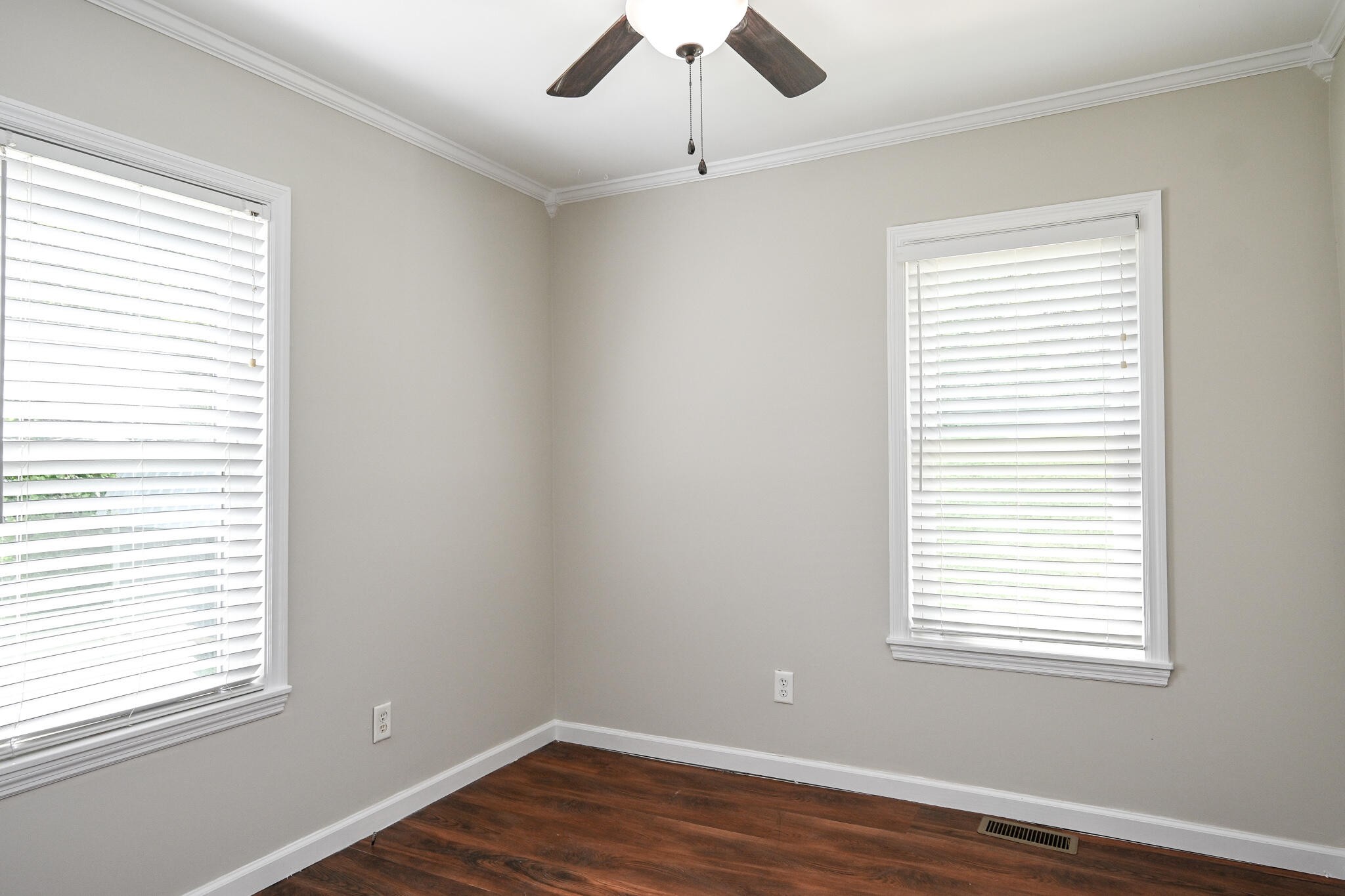 233 Pine Lane, NW