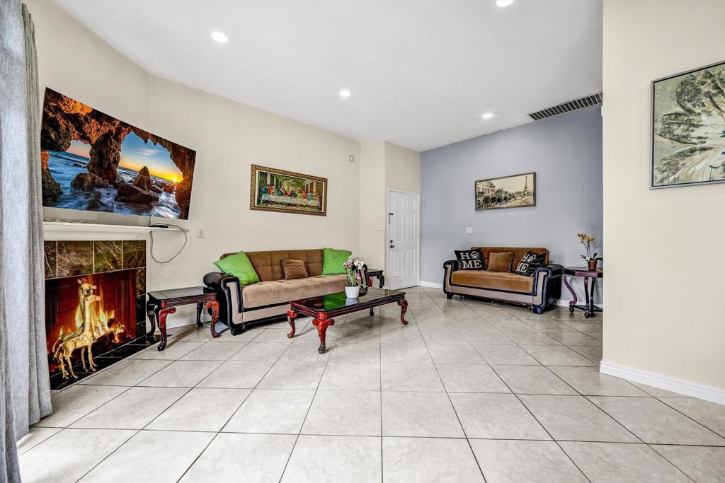 20920 COMMUNITY Street 7