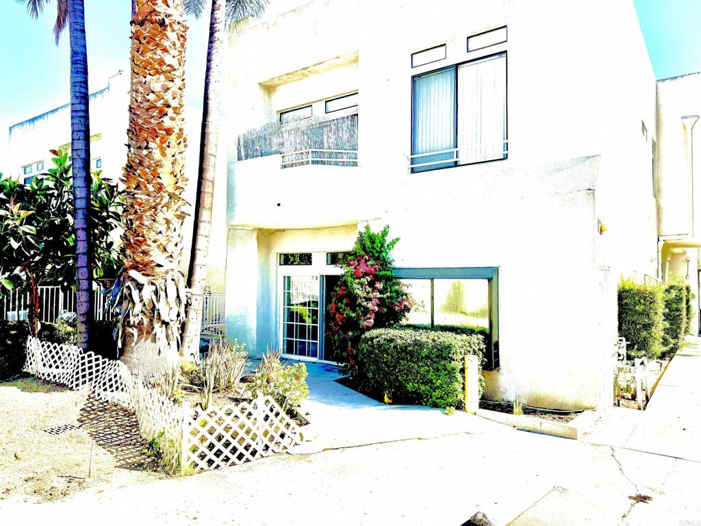 20920 COMMUNITY Street 7
