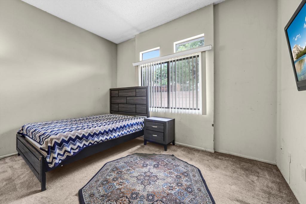 20920 COMMUNITY Street 7