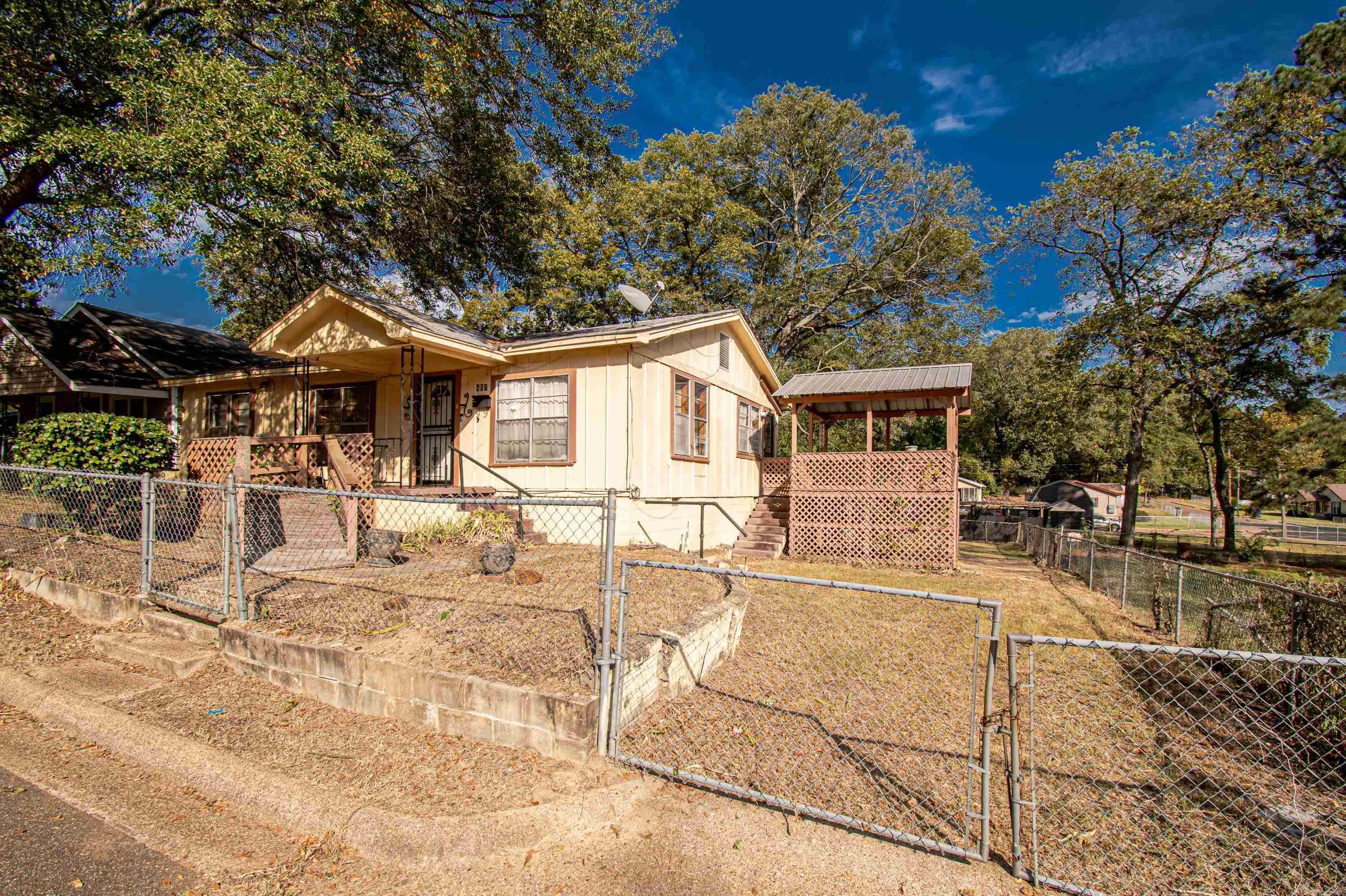 451 Carver Street
