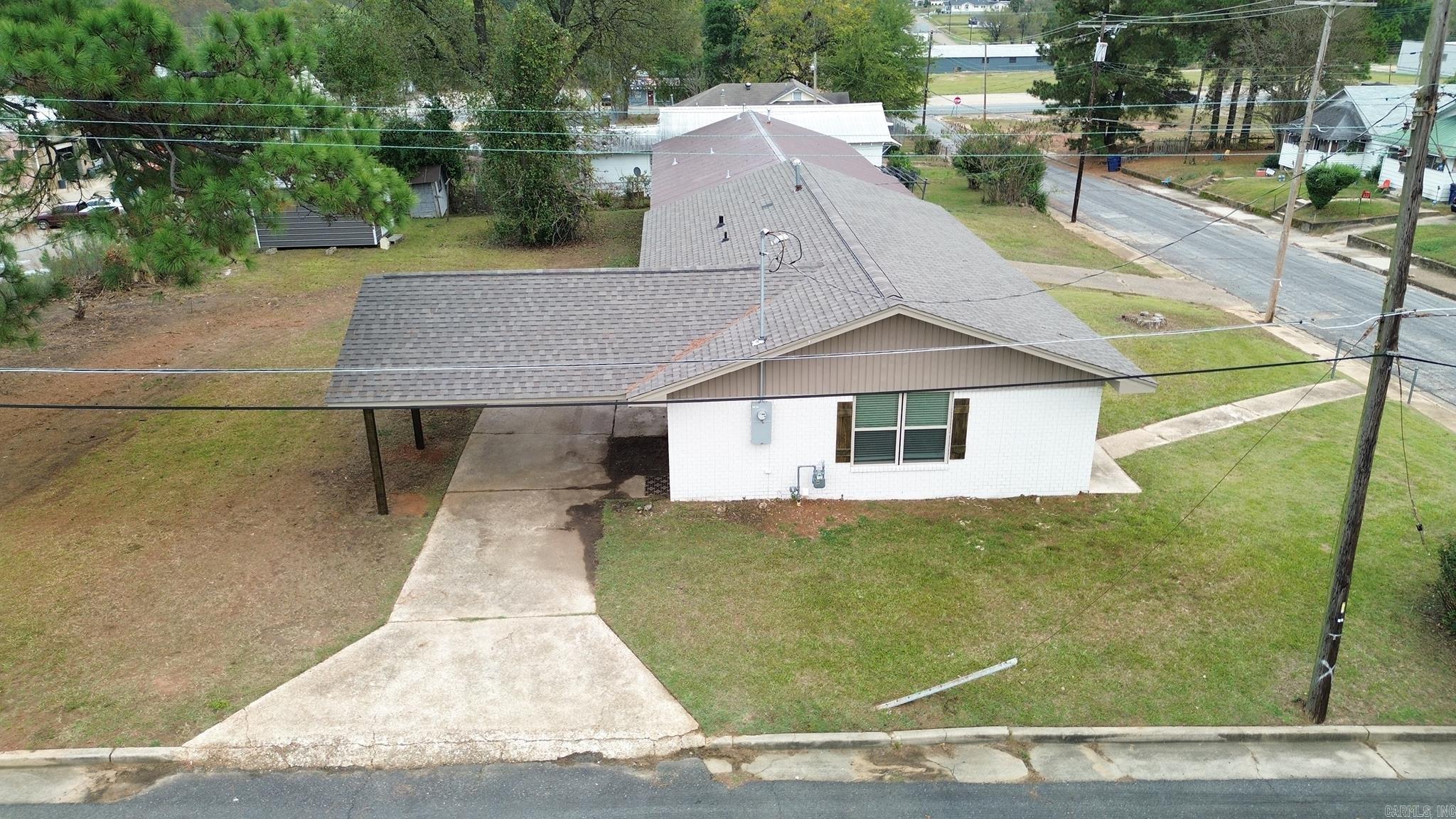 130 SW Center Street