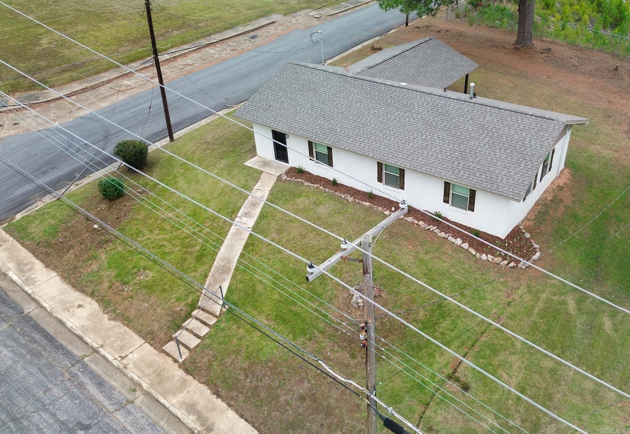 130 SW Center Street