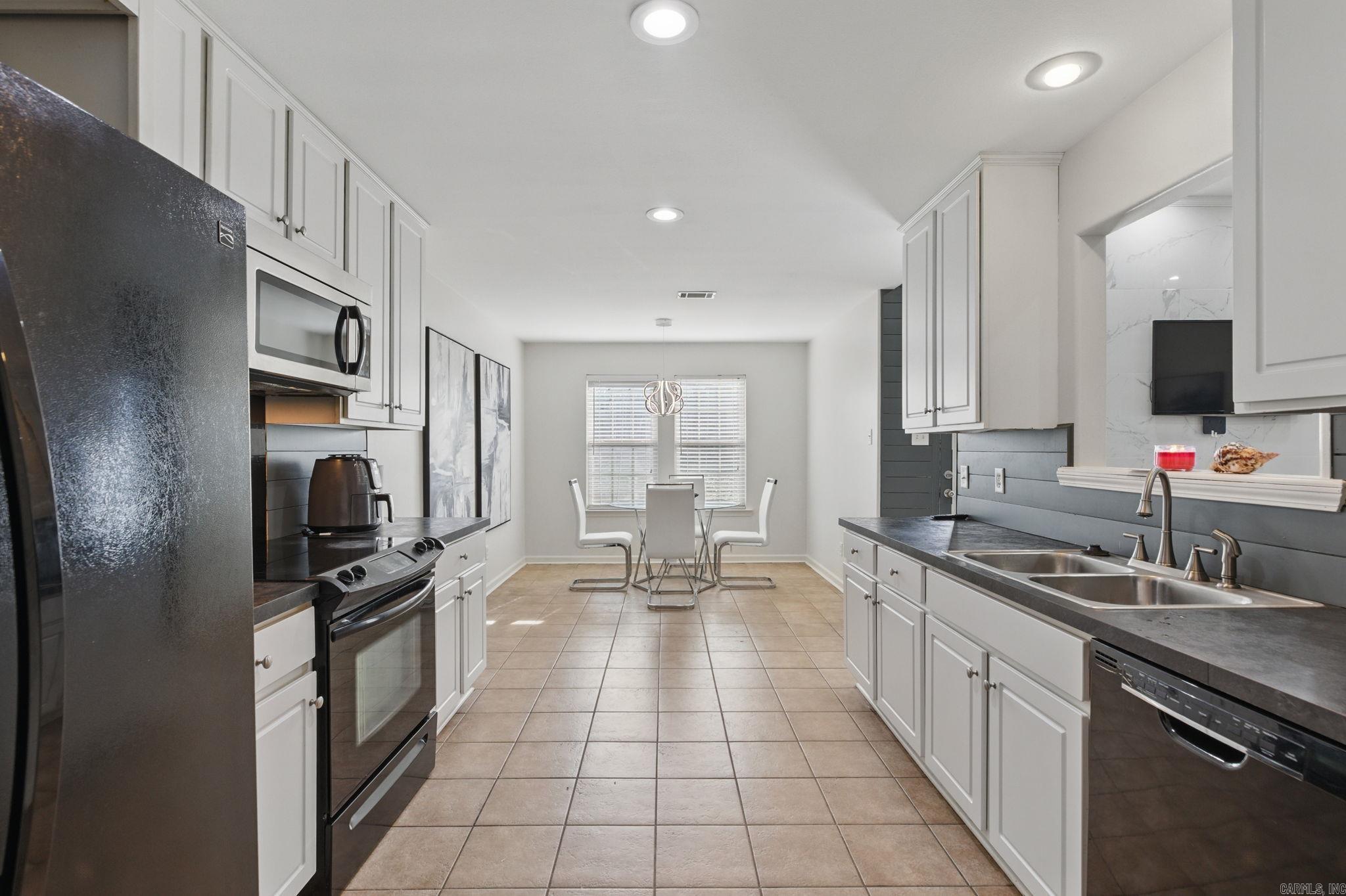 3988 Mountain Crest Circle