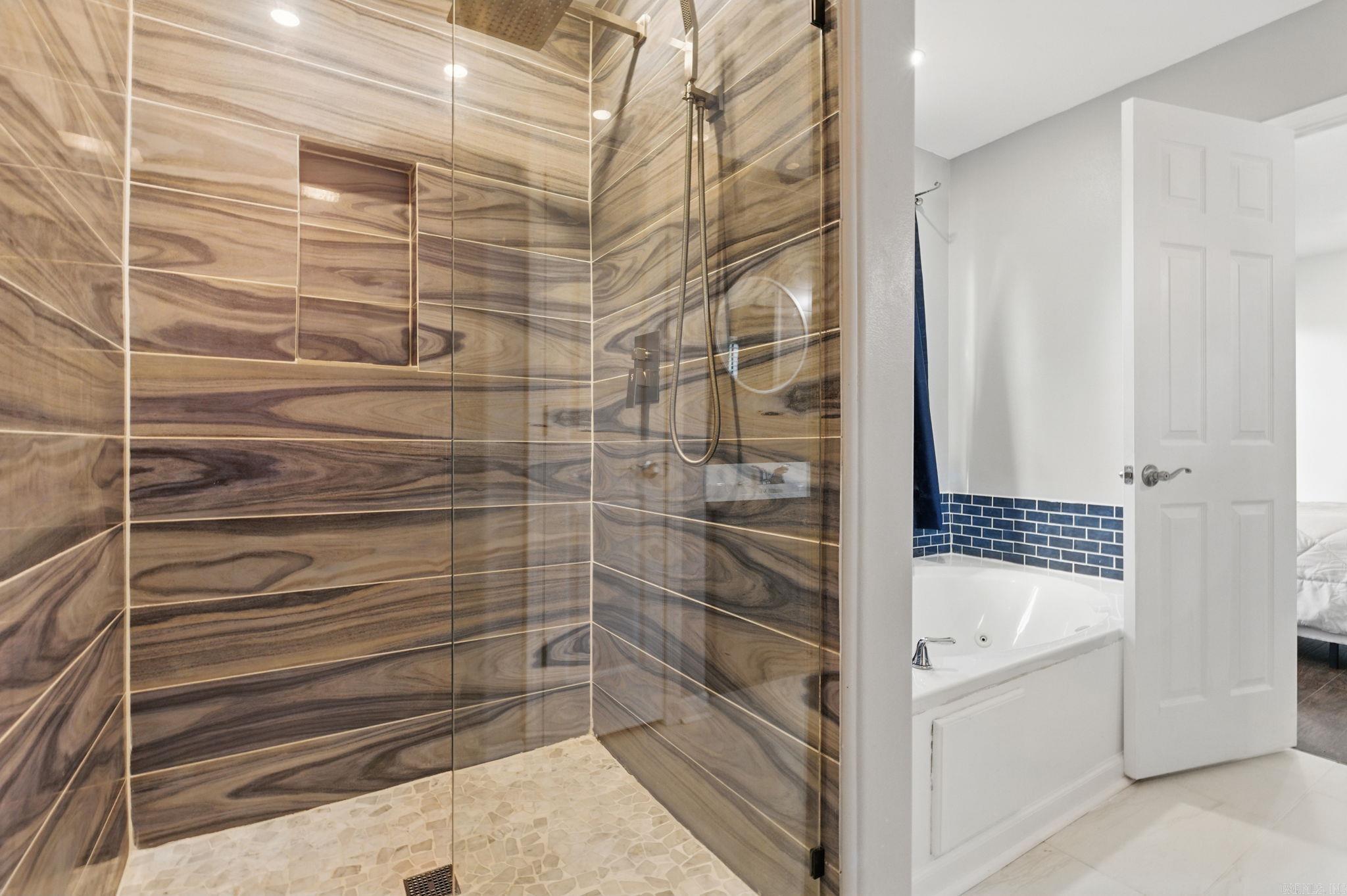 3988 Mountain Crest Circle