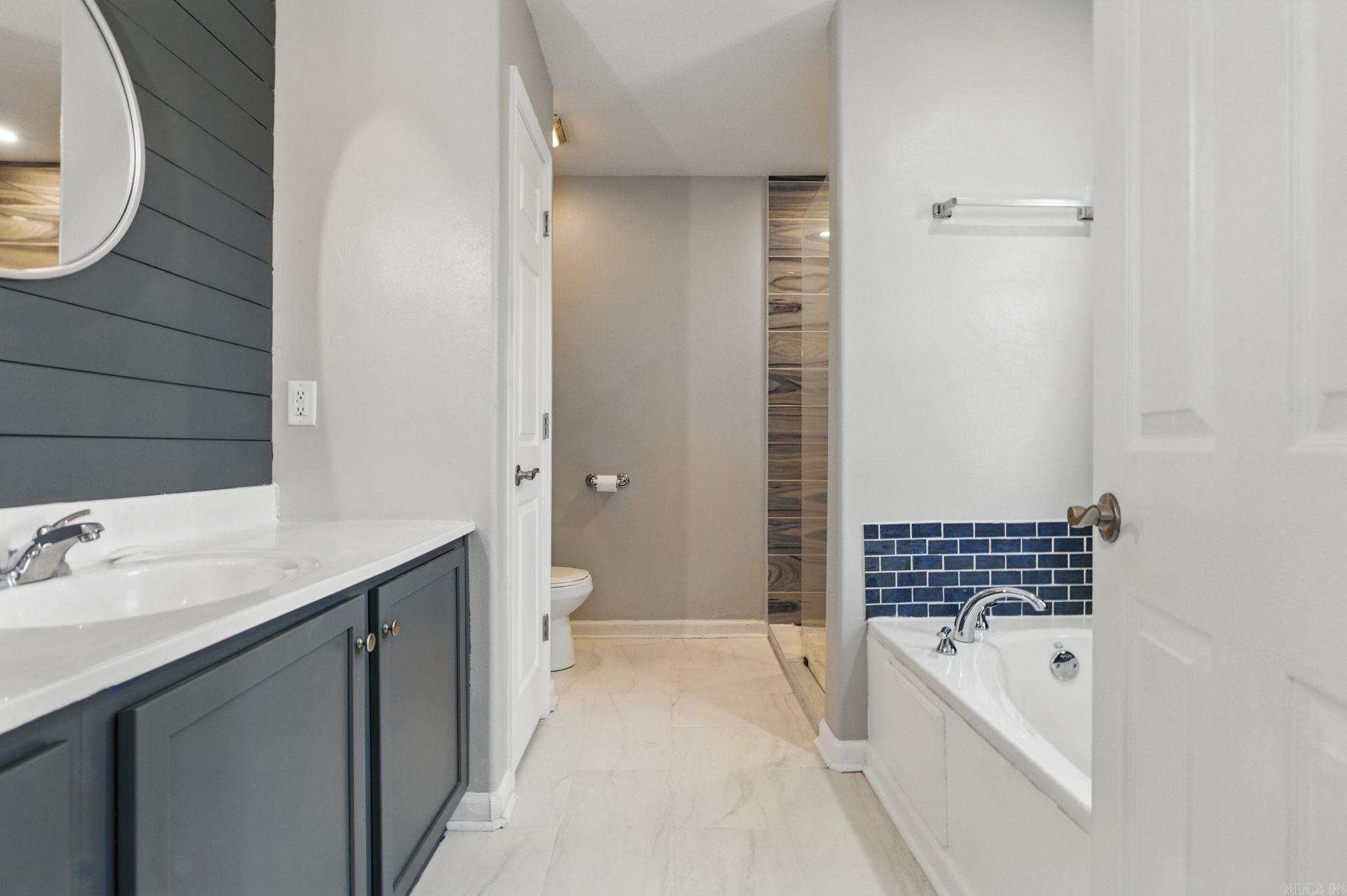 3988 Mountain Crest Circle