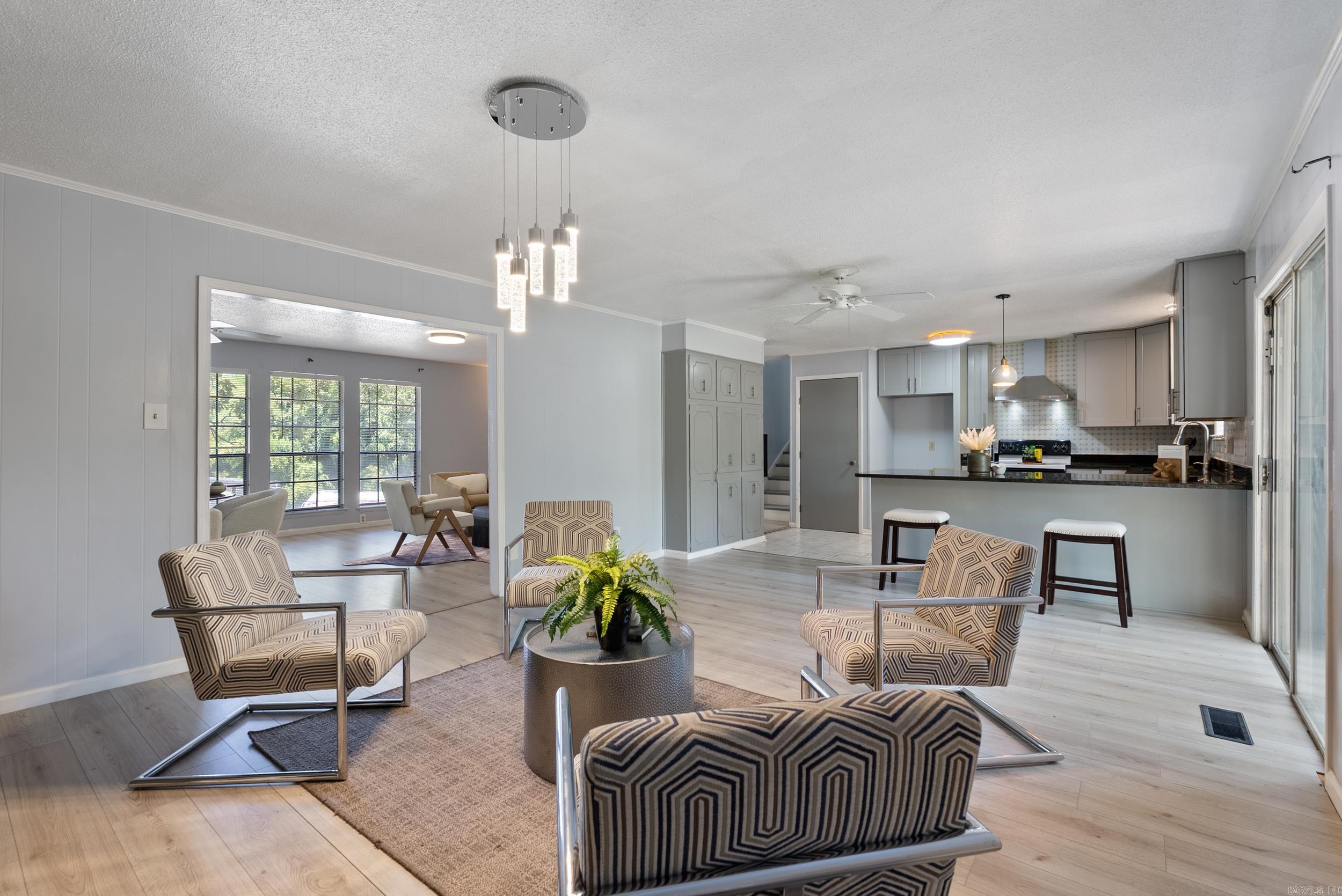 8 Idlewood Place