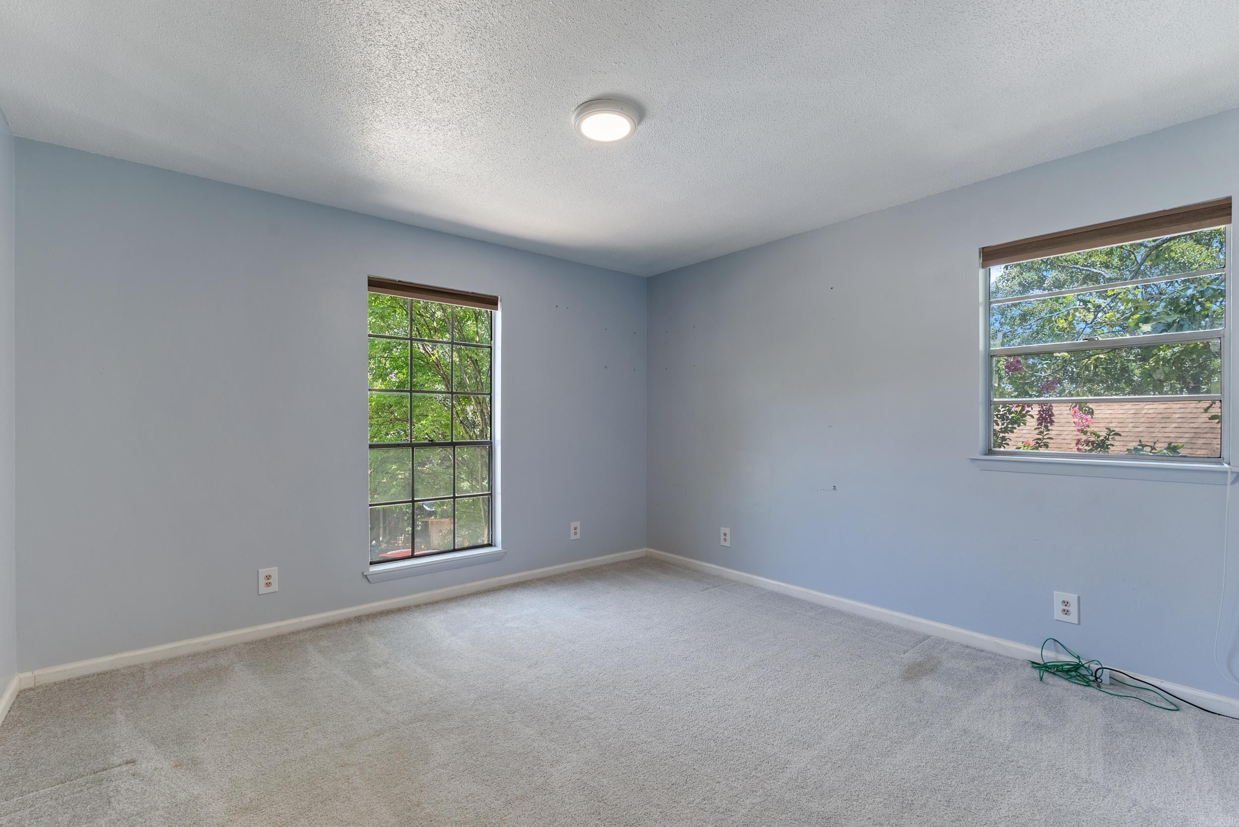 8 Idlewood Place