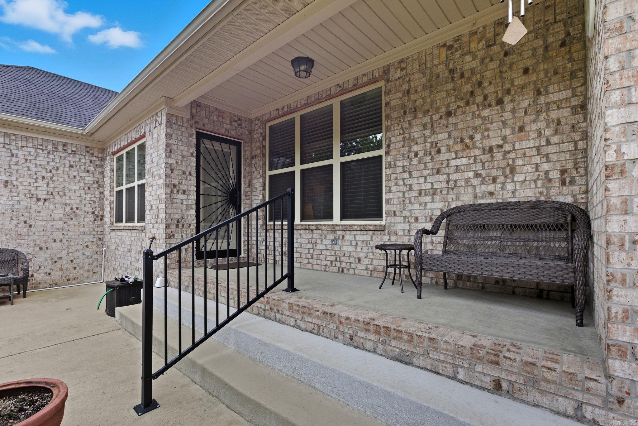 105 Sanibel Circle
