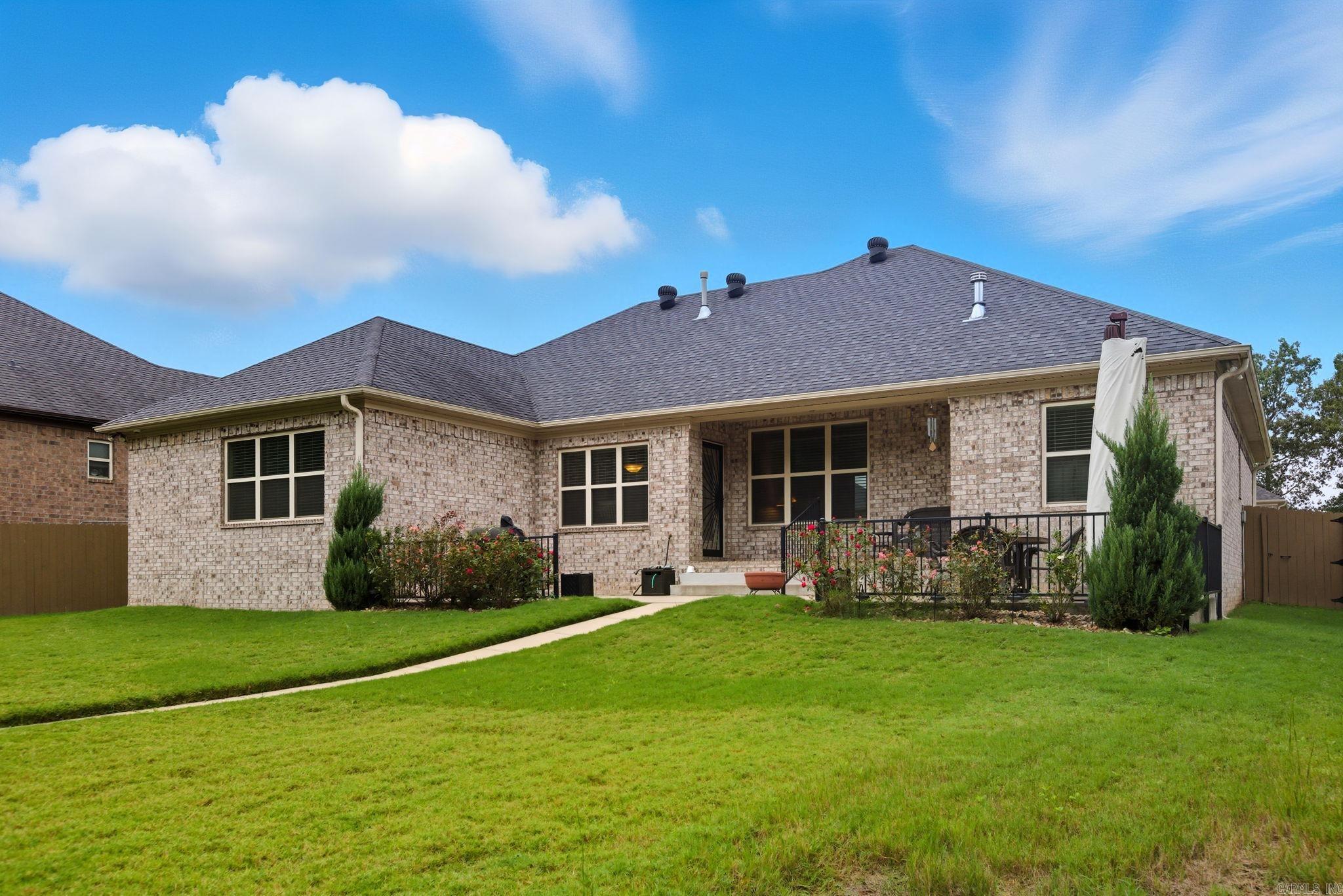 105 Sanibel Circle