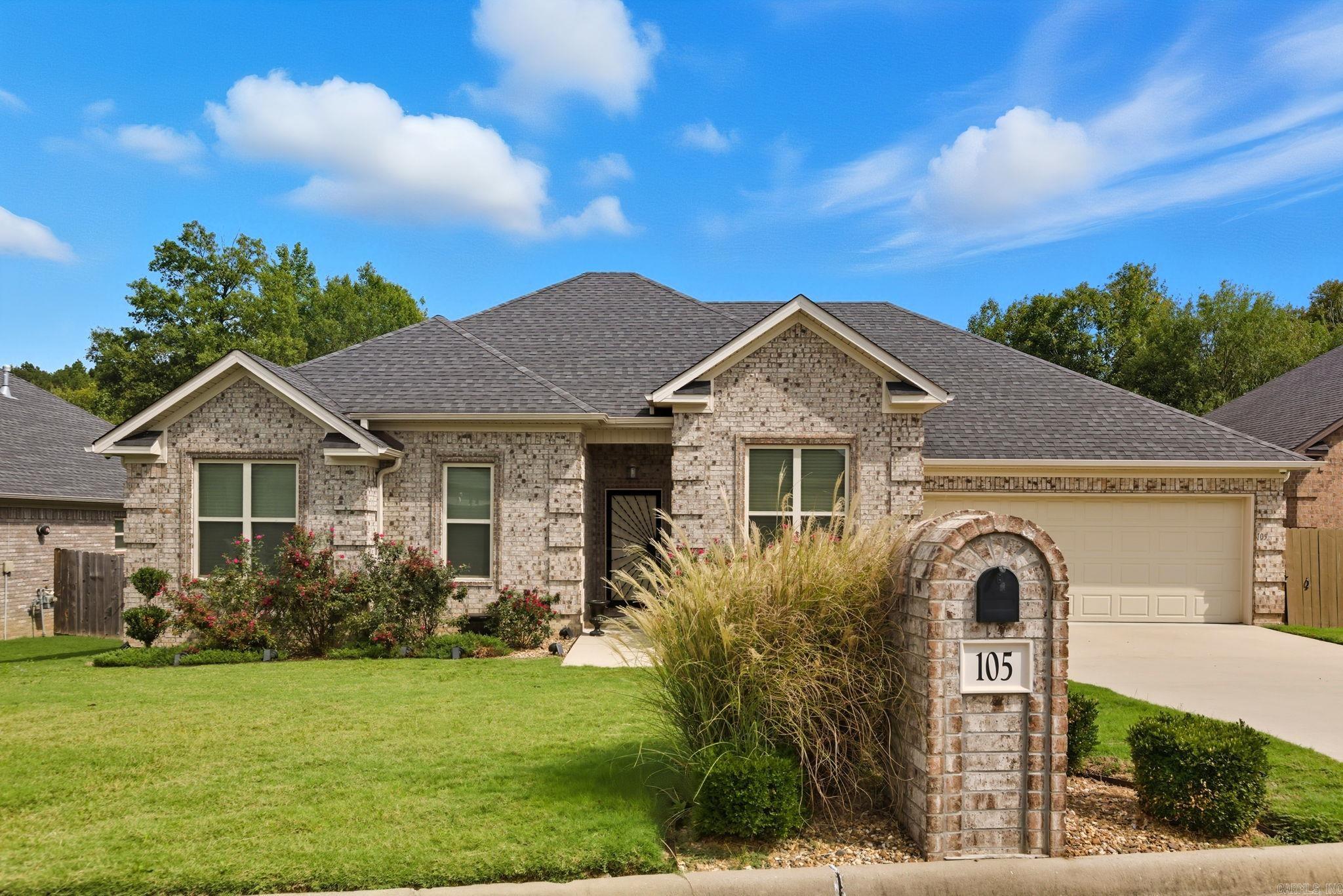 105 Sanibel Circle