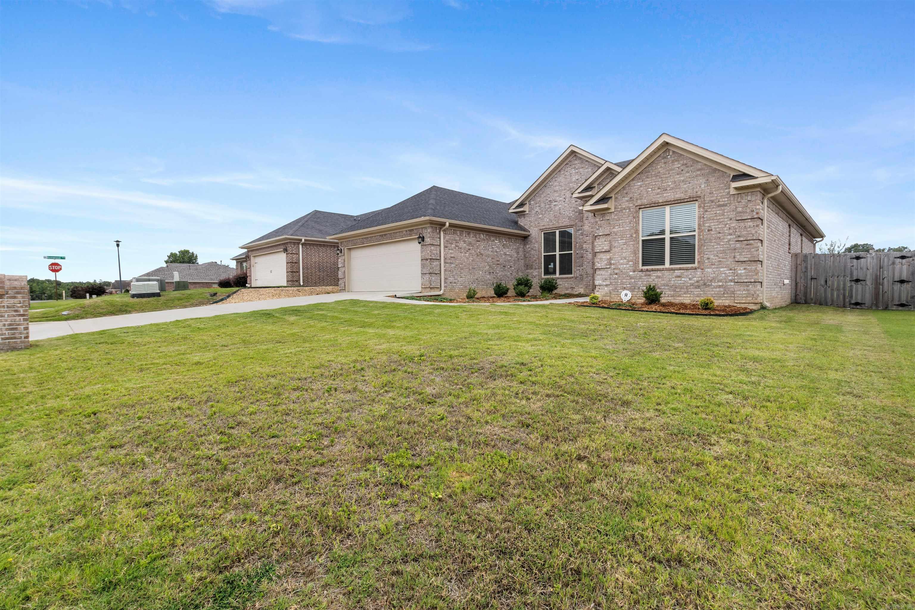 102 Sanibel Circle