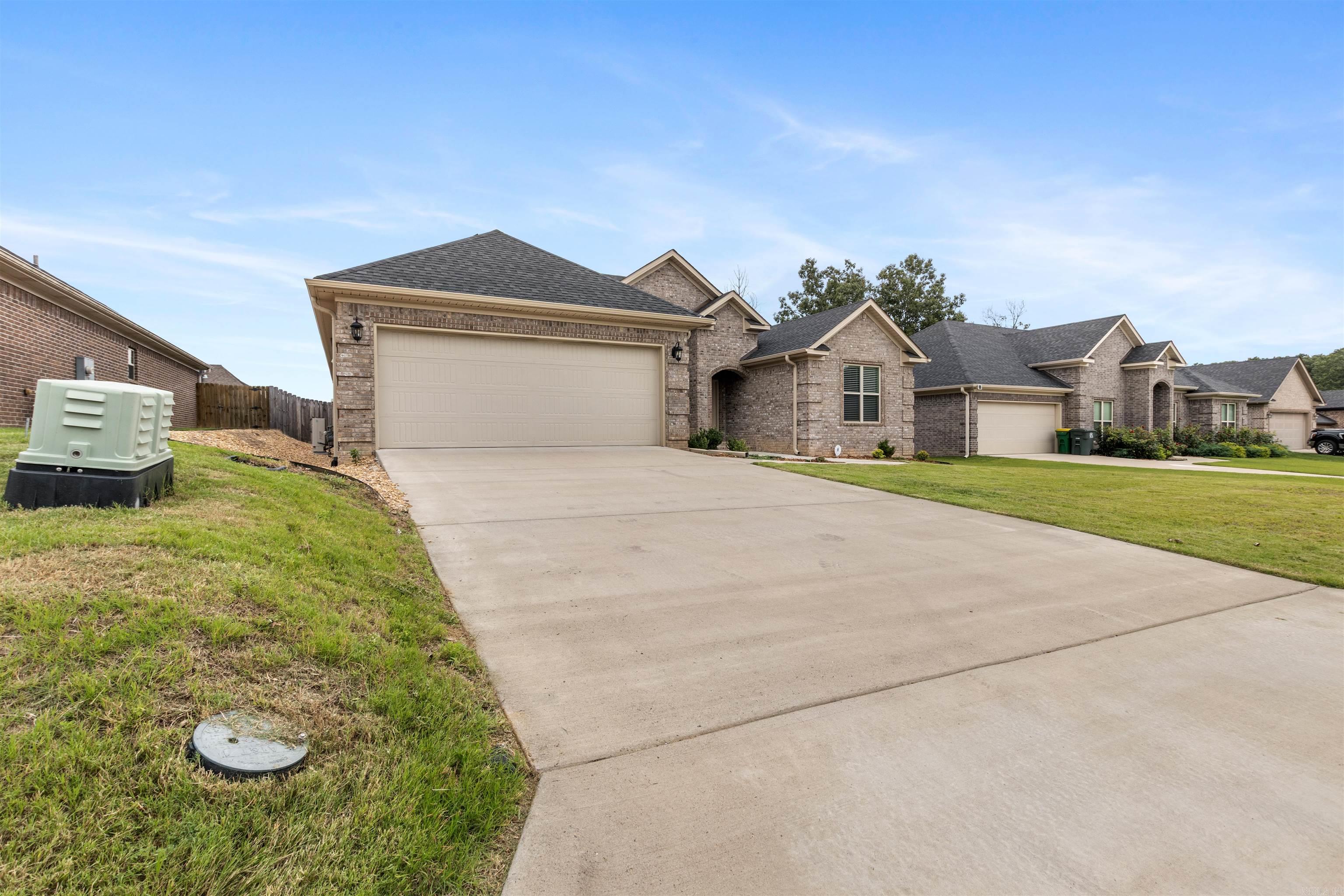 102 Sanibel Circle