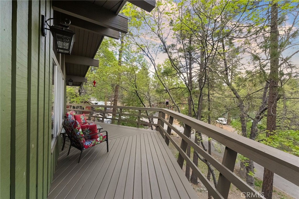 1159 Twin Lakes Drive