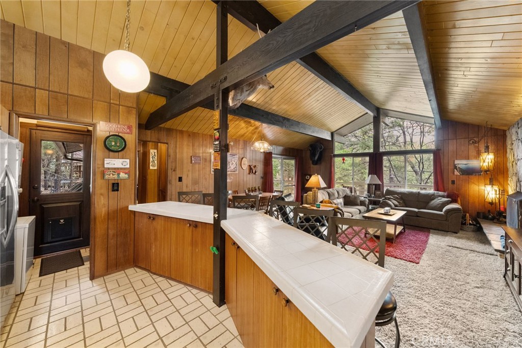 1159 Twin Lakes Drive