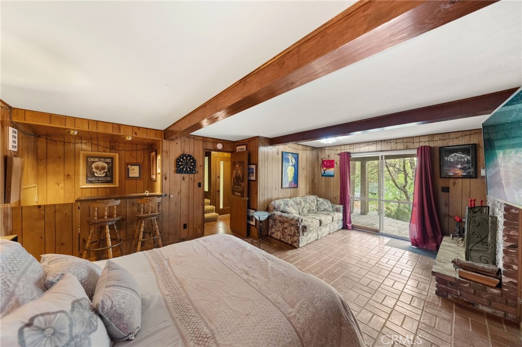 1159 Twin Lakes Drive