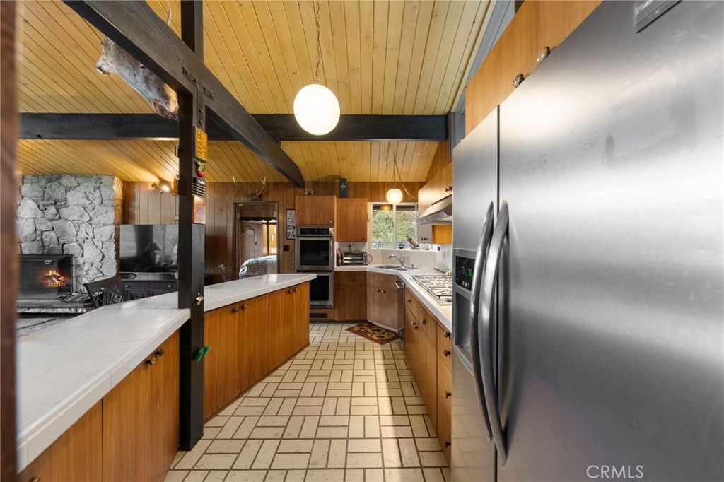 1159 Twin Lakes Drive