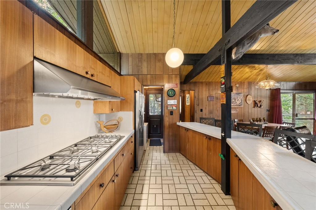 1159 Twin Lakes Drive