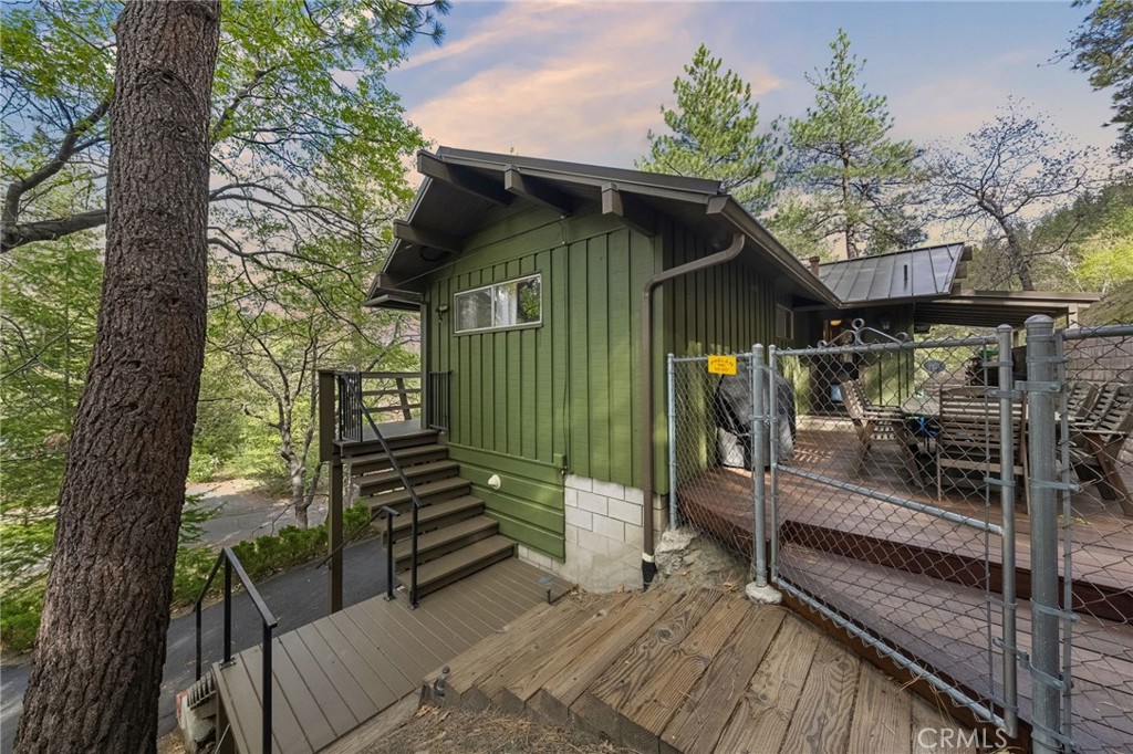 1159 Twin Lakes Drive