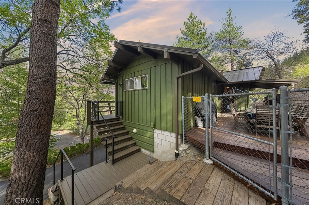 1159 Twin Lakes Drive