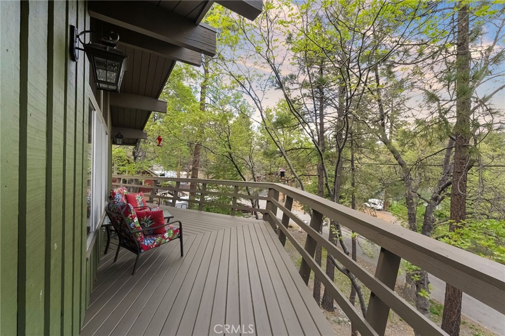 1159 Twin Lakes Drive