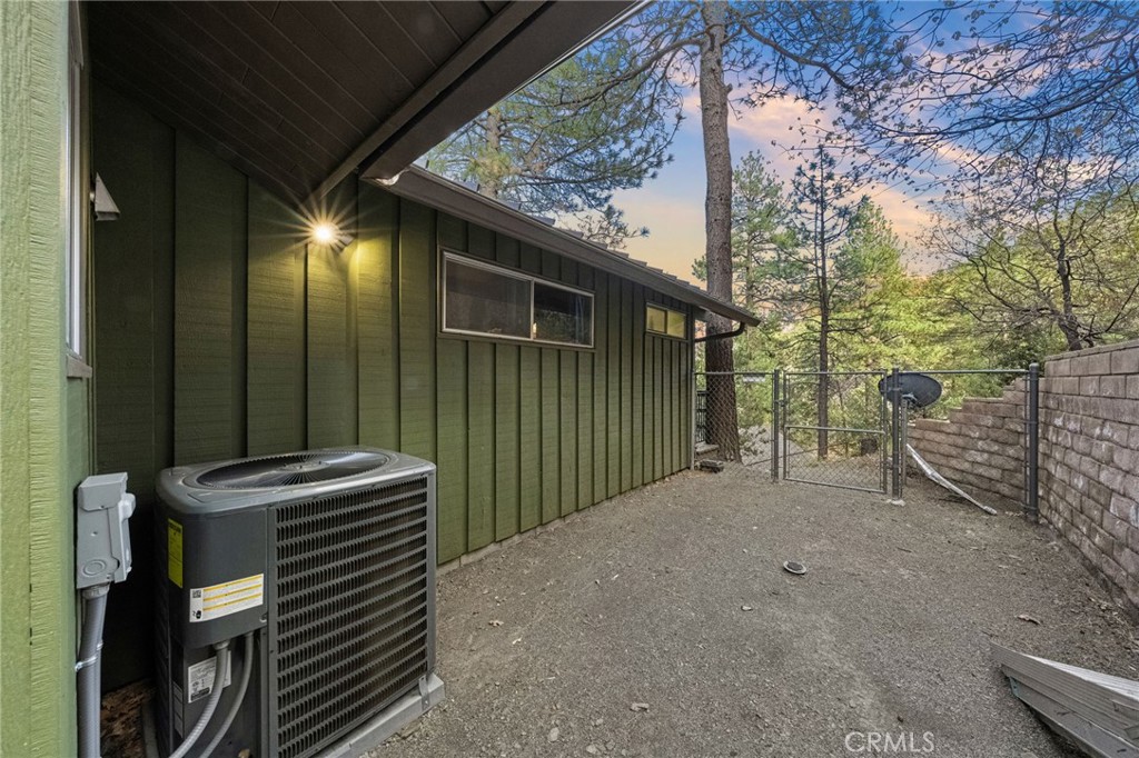 1159 Twin Lakes Drive