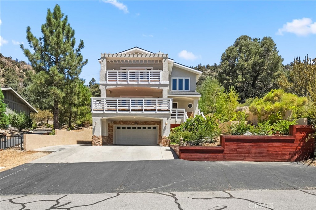 1102 Rivera Drive